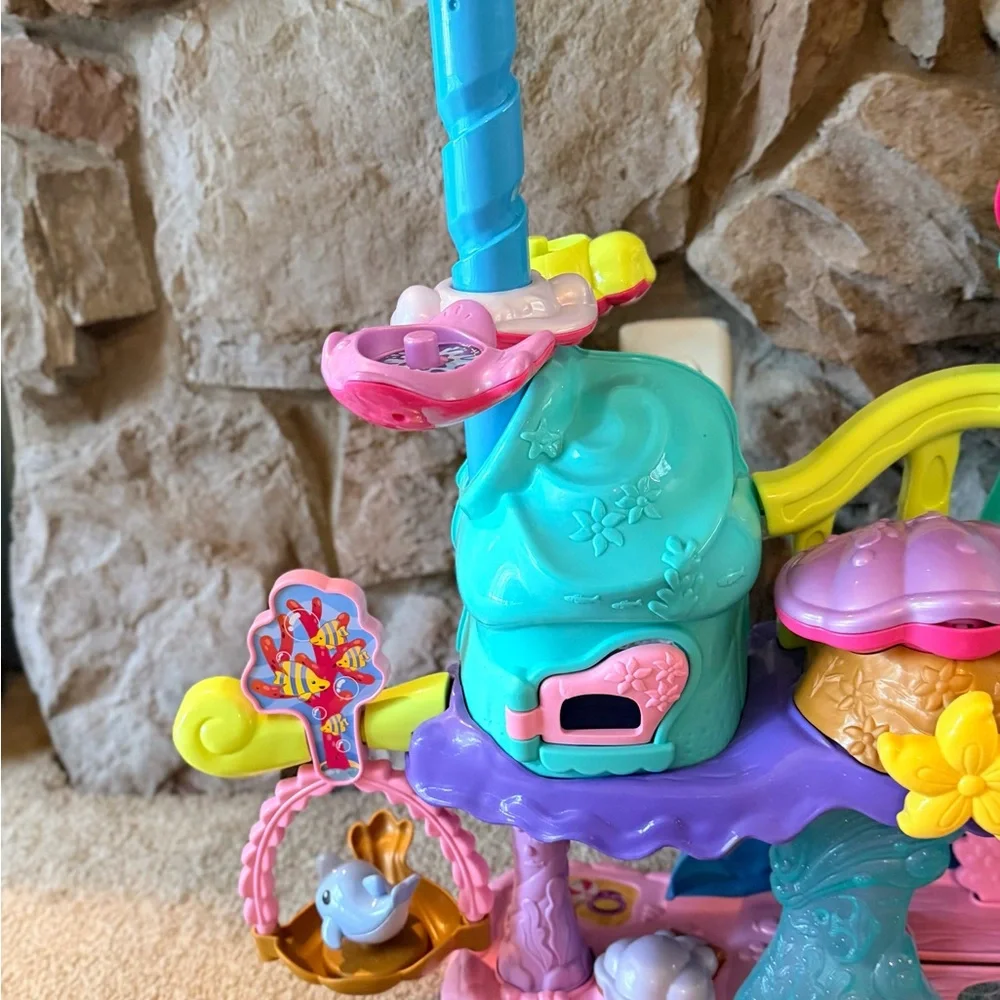 VTech Go Go Friends Mermaid Colorful Underwater Adventure Playset - Picture 6 of 13